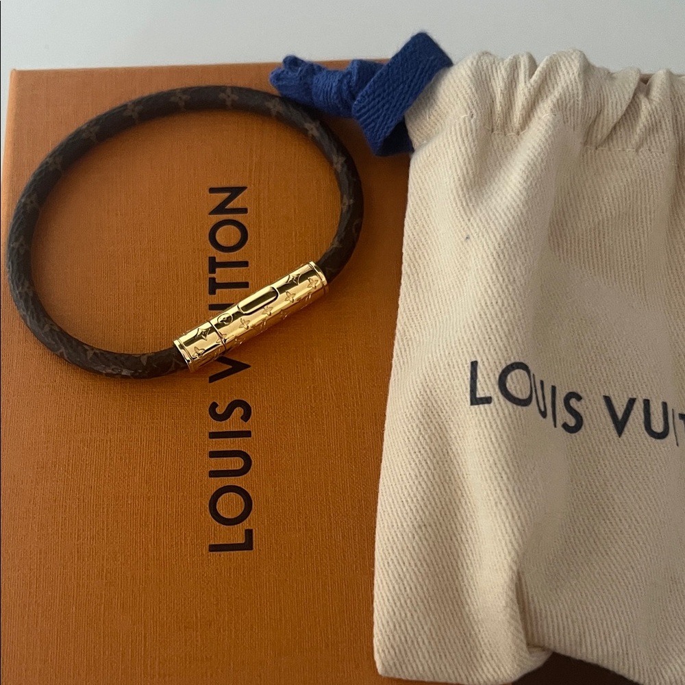 Louis Vuitton Confidential bracelet. Price is $275.00 like new worn twice